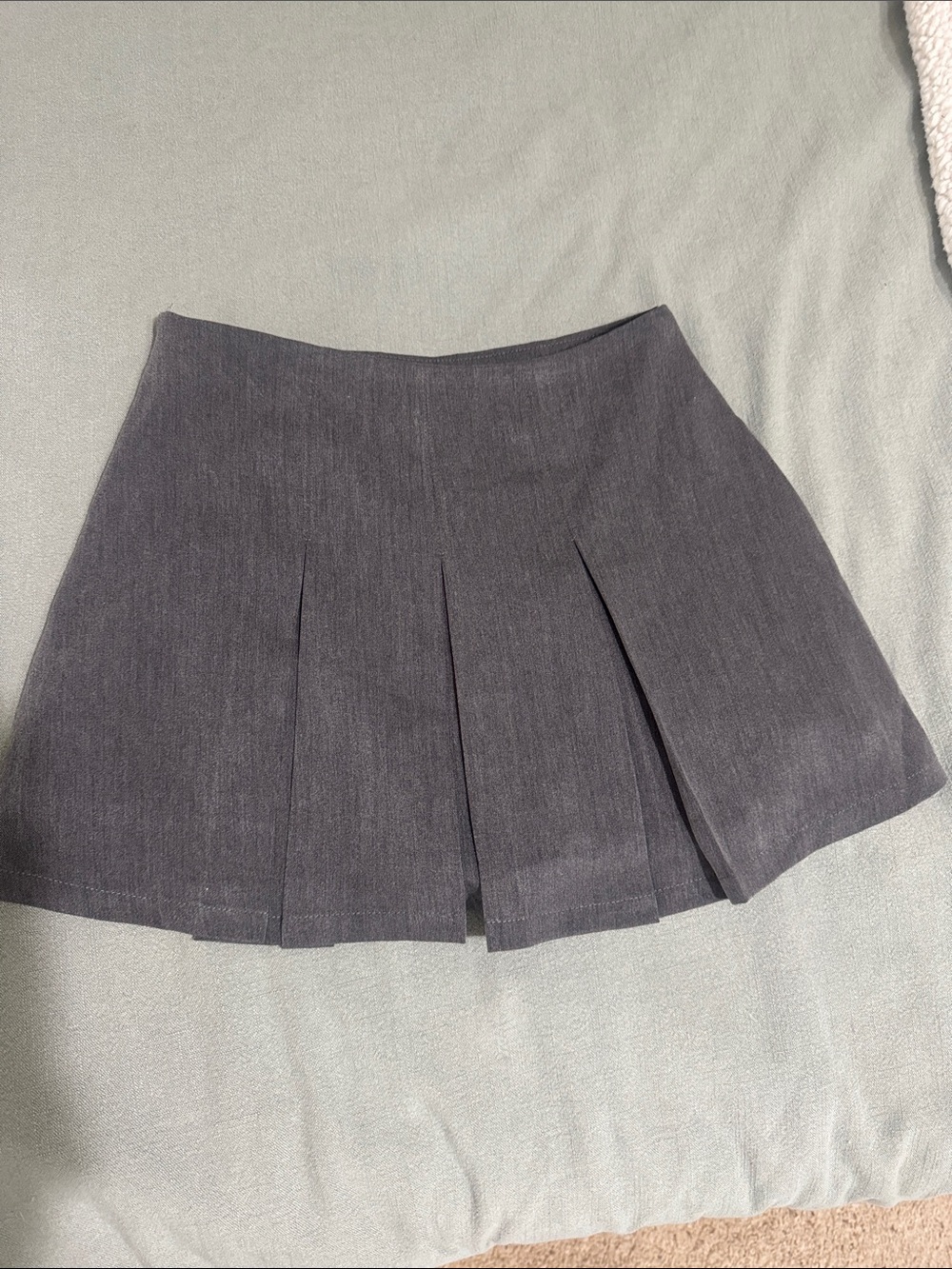 Commense Charcoal Gray Pleated Skater Skirt